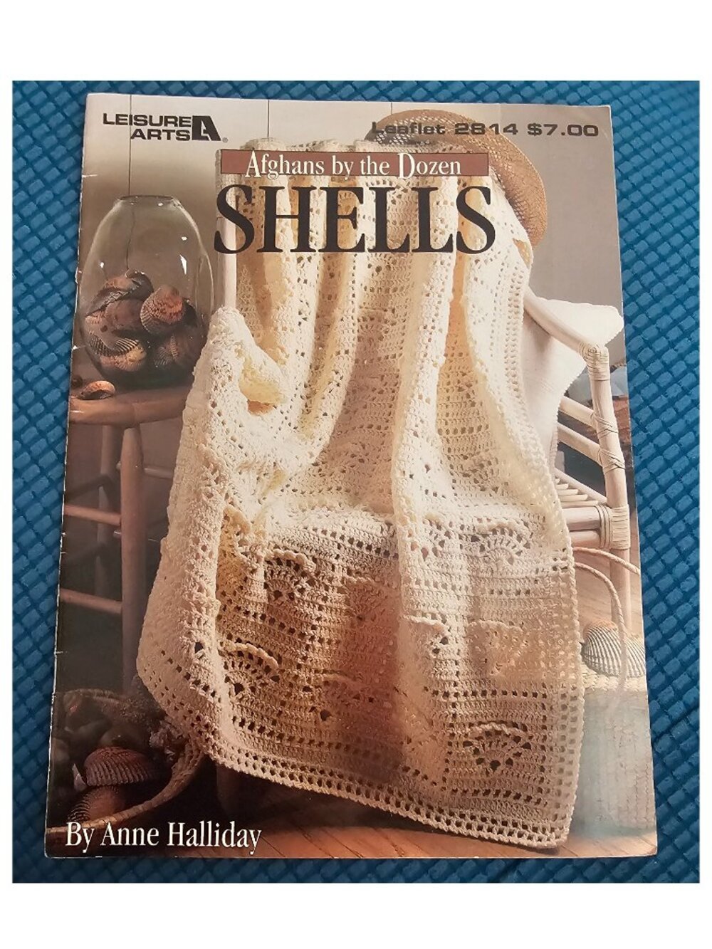 Leisure Arts Afghans by the Dozen Shells Leaflet 2814 Anne Halliday